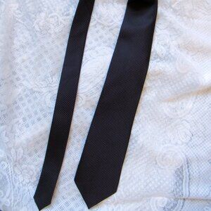 Burberry London  Men Tie, Silk, Hand Made, Dark Purple/Black color, striped